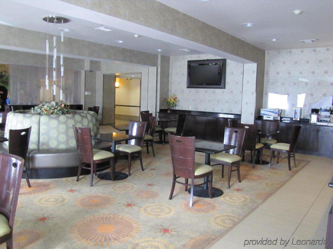 Holiday Inn Express & Suites Dallas East - Fair Park By Ihg Zewnętrze zdjęcie