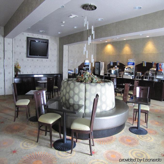 Holiday Inn Express & Suites Dallas East - Fair Park By Ihg Restauracja zdjęcie